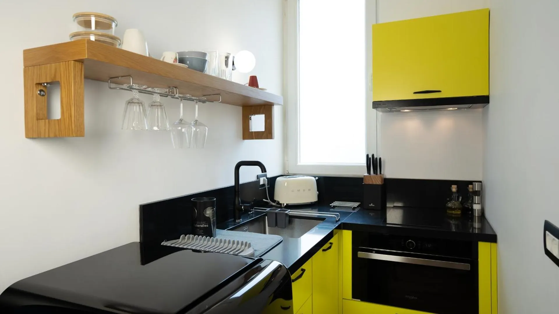 Chic Retreat In Blloku Tirana 아파트 알바니아