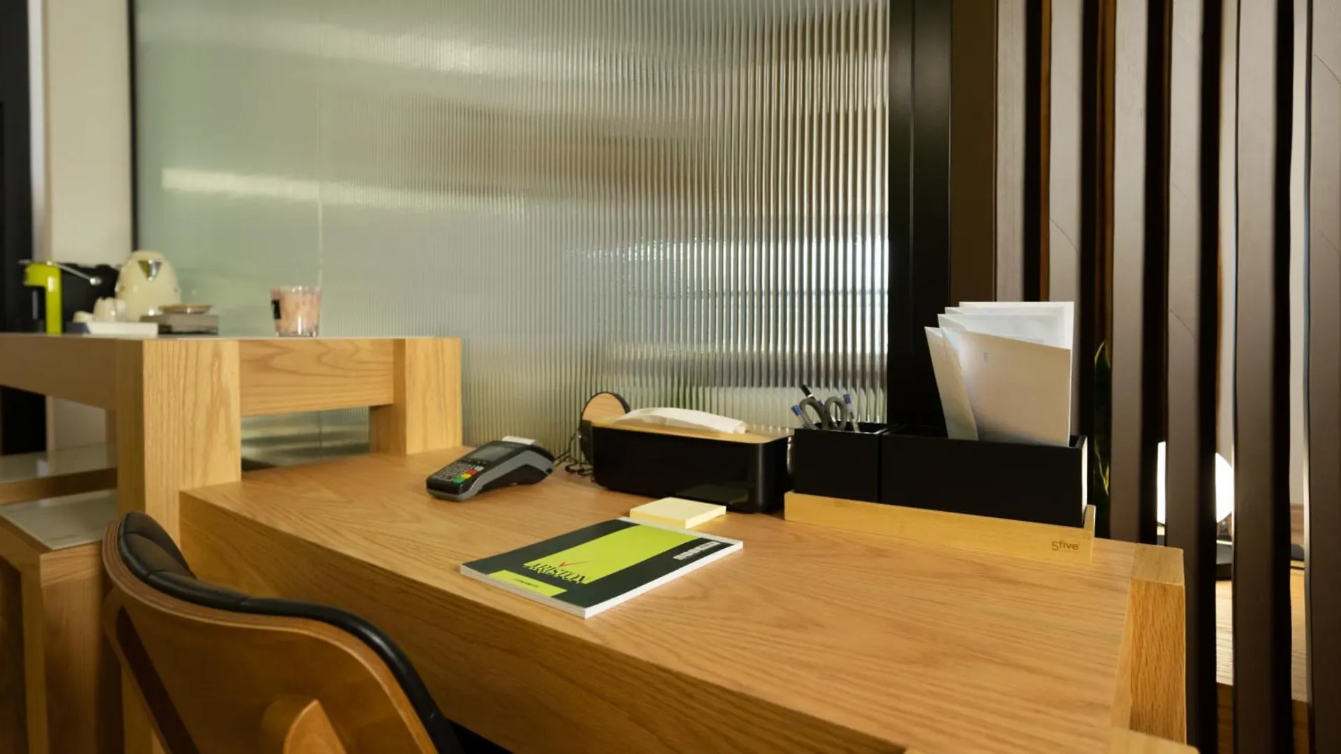 Chic Retreat In Blloku Tirana 아파트 알바니아