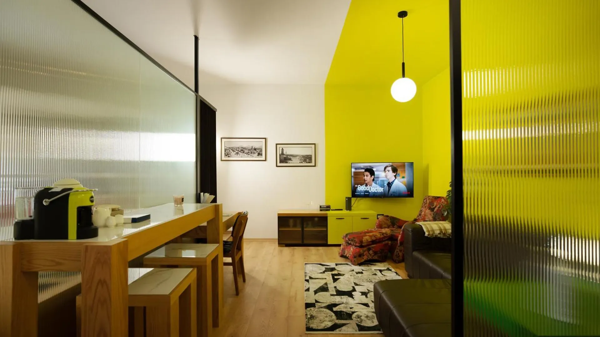 Chic Retreat In Blloku Tirana 아파트 0*,  알바니아